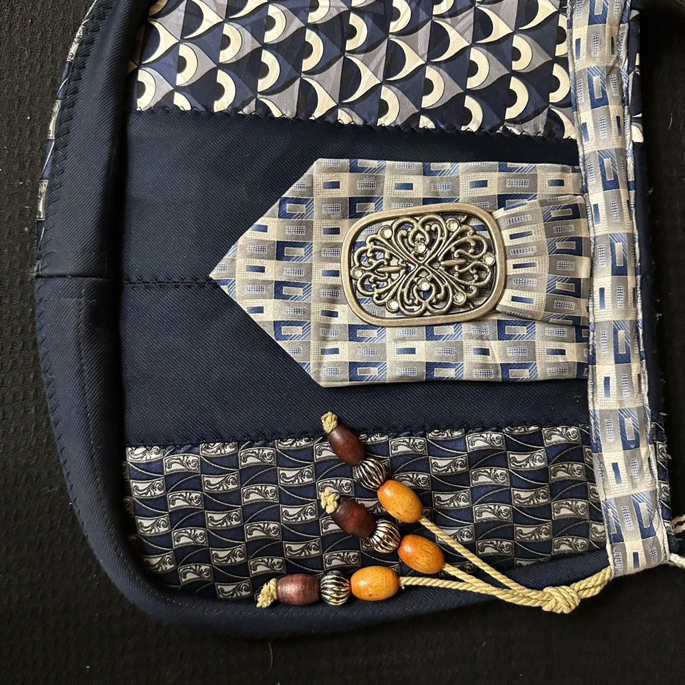 Stylish Navy Patchwork Crossbody Bag - image 4